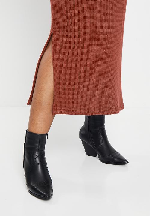 Me&B - Plus Poloneck maxi rib knit dress - toffee