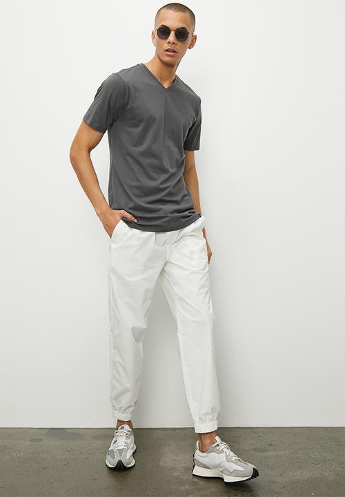 Superbalist - Dean v-neck tee - dark grey
