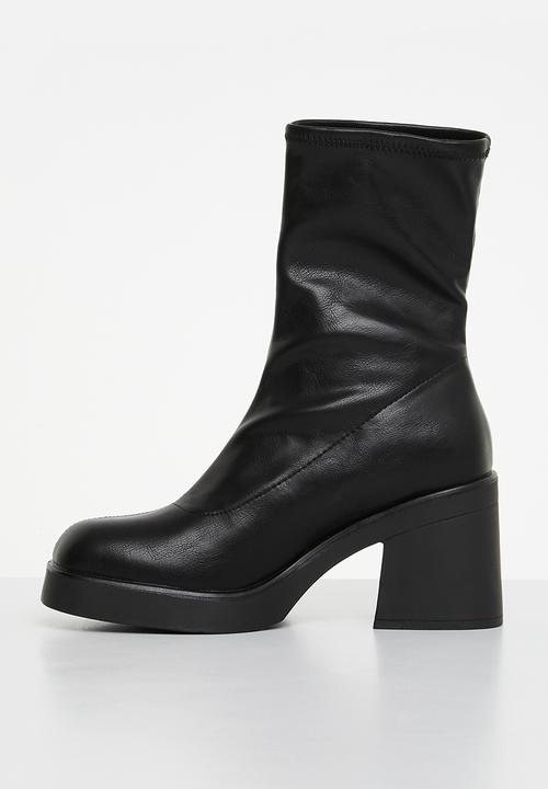 Call It Spring - Steffanie boot - black
