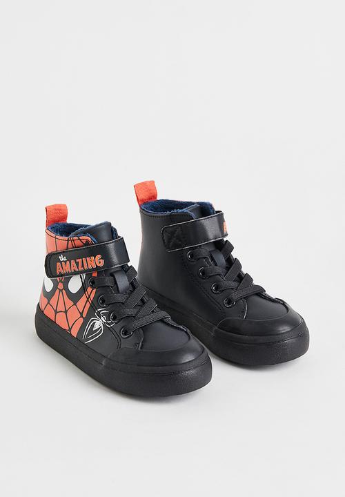 H&M - Warm-lined printed hi-tops - black/spider-man