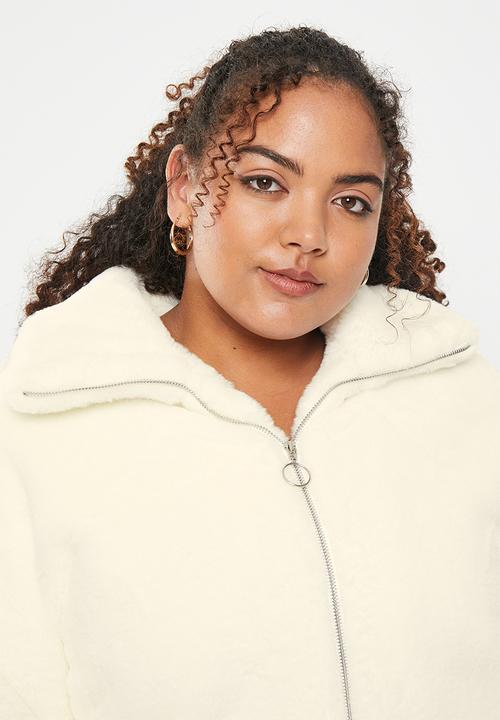 dailyfriday - Faux fur zip up jacket - ecru