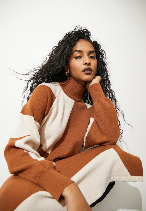 Superbalist - Polo neck jaquard midi dress - tan & ecru