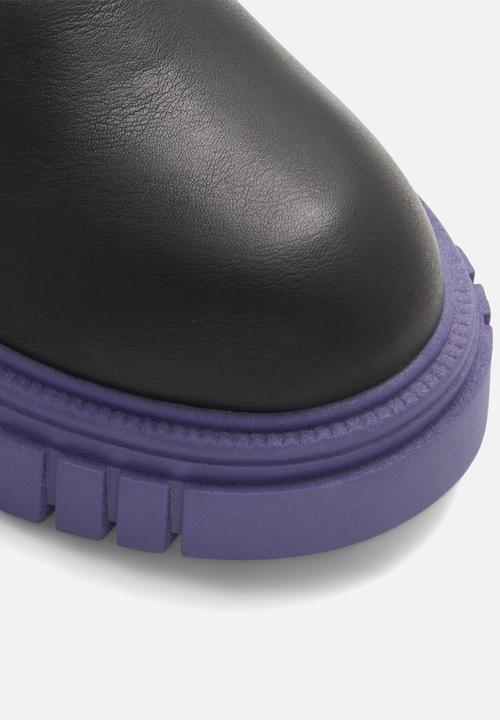 Call It Spring - Magnetic boot - black