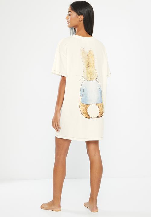 Cotton On - 90s T-Shirt Nightie - lnc peter rabbit / white peter rabbit 