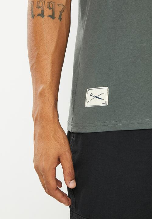 Vertigo - Mens vertigo flock crew tee short sleeve - dark shadown