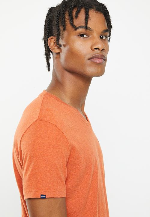 Superdry. - Vintage logo emb vee tee - rust orange marl