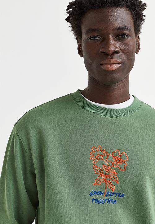 H&M - Relaxed fit printed sweatshirt - green/grow better together