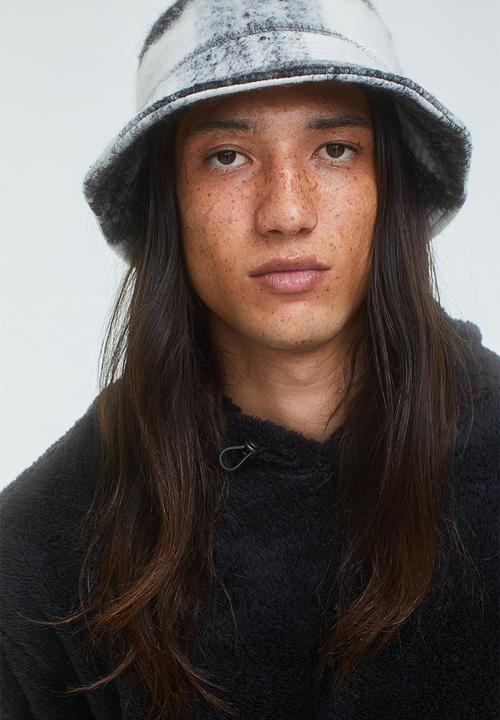 H&M - Relaxed fit pile hoodie - black
