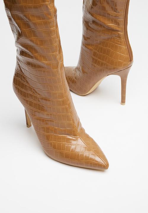 Plum - Adah stiletto boot - tan