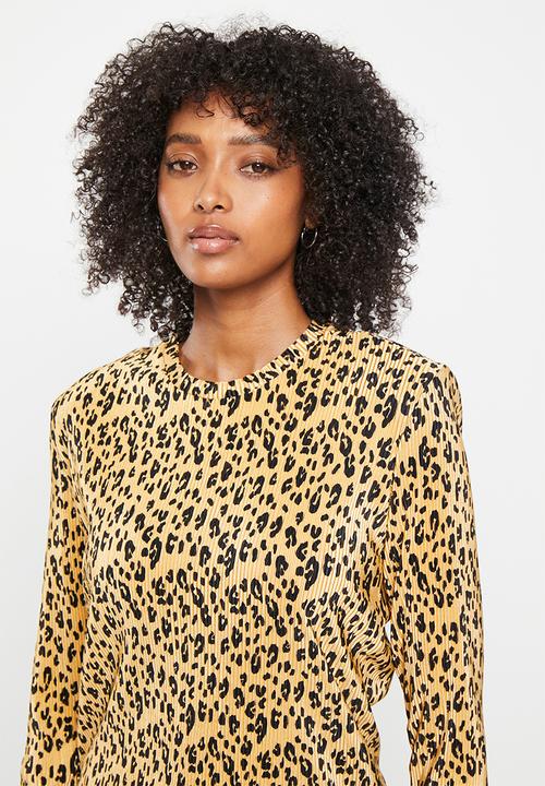Me&B - Jaguar plisse print top - brown