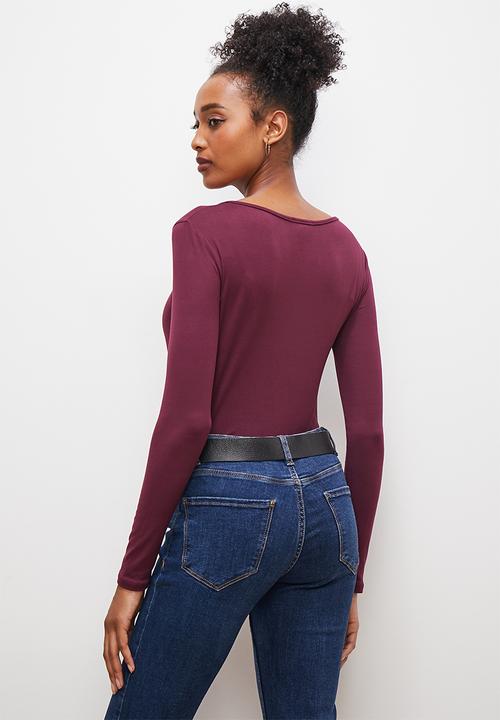 edit - Front tie detail tee - burgundy
