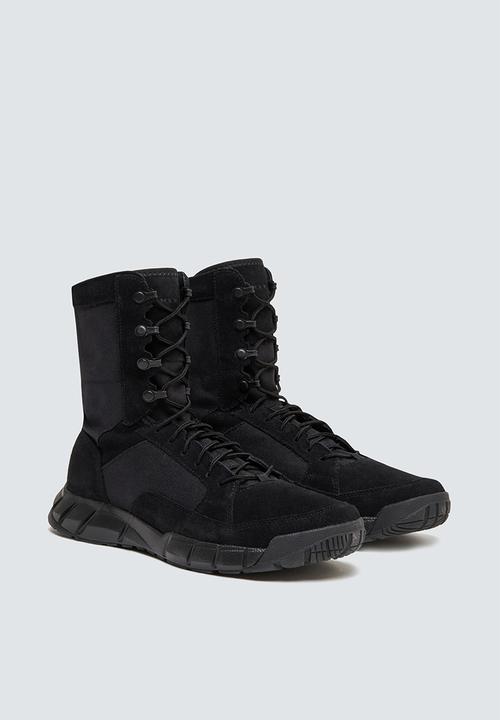 Oakley - Coyote boot - blackout
