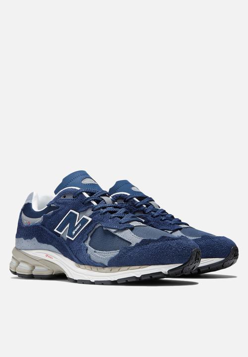 New Balance  - 2002R - modern heritage