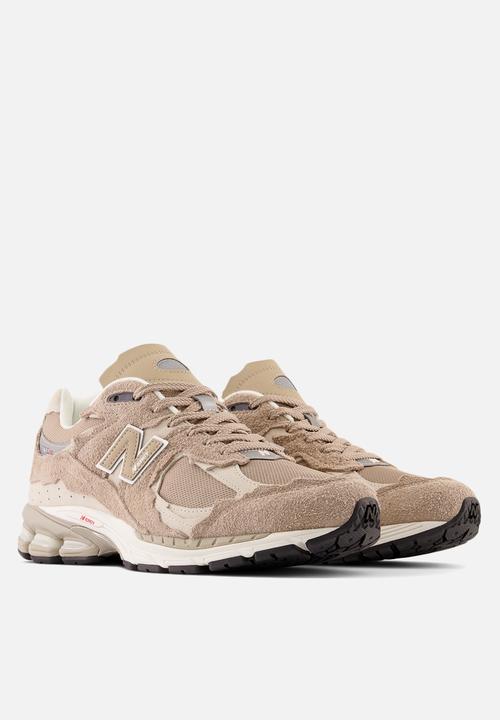 New Balance  - 2002R - modern heritage