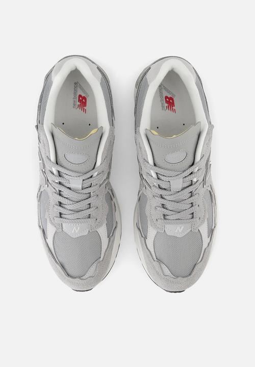 New Balance  - 2002R - modern heritage