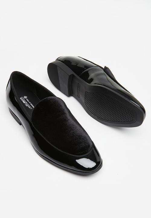 Call It Spring - Ventura - black