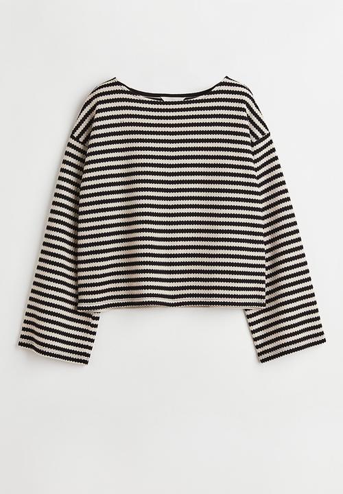 H&M - Knitted boxy-style jumper - light beige/striped