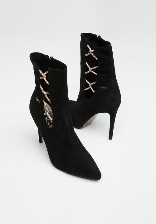 Plum - Angel ankle boot - black