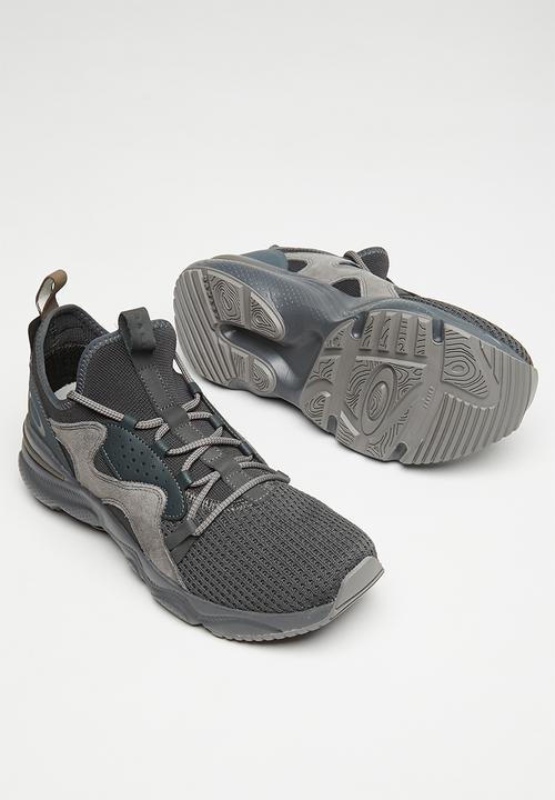Oakley - Cosmos - shadow