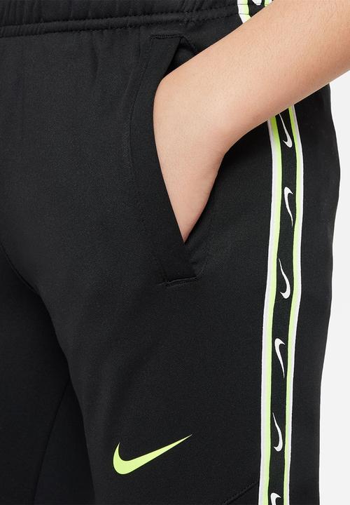 Nike - B nsw repeat sw pk jogger - black/volt