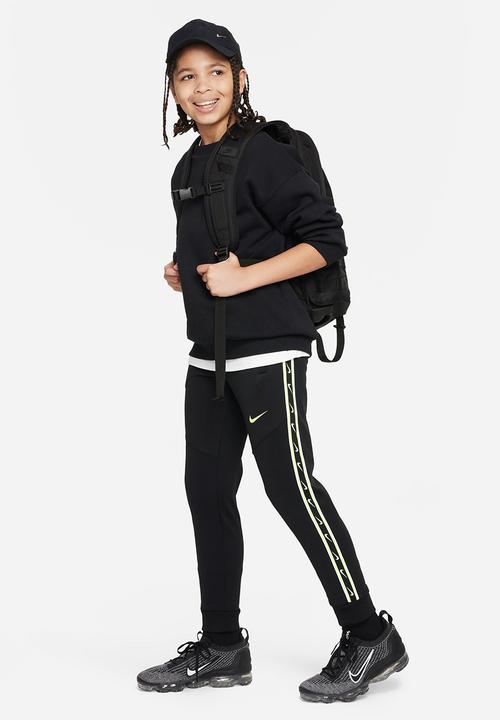 Nike - B nsw repeat sw pk jogger - black/volt