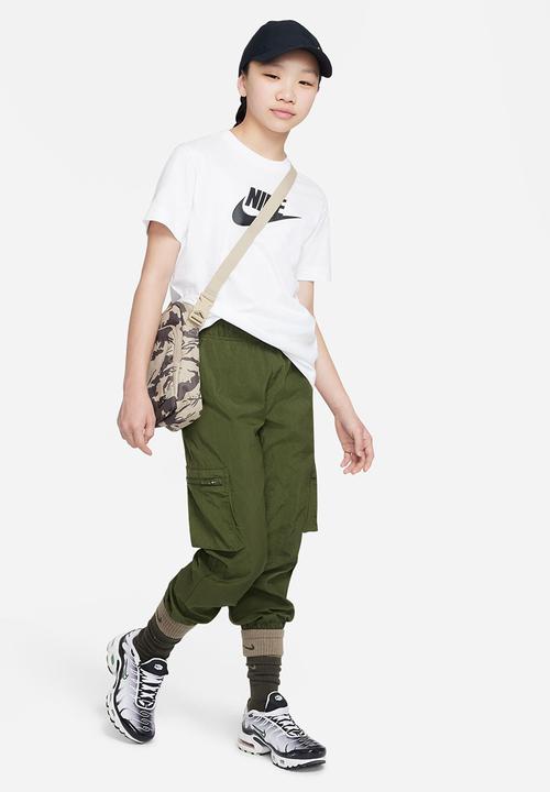 Nike - G nsw tee futura short sleeve boy - white & black