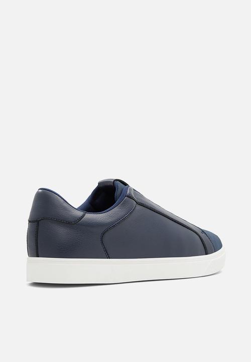 Call It Spring - Pointer - navy