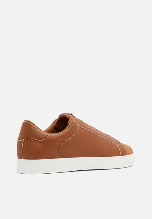 Call It Spring - Pointer - light brown