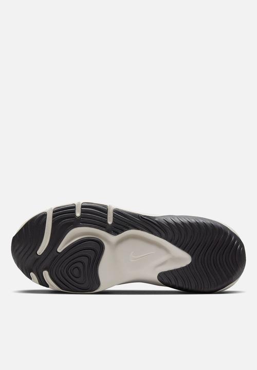 Nike - Legend essential 3 next nature - coral chalk/black-sail