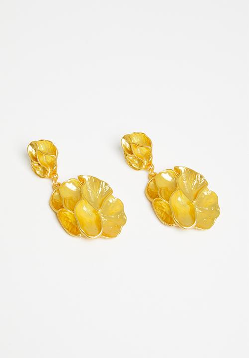 Superbalist - Zena flower statement earrings - gold