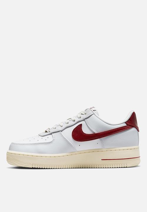Nike - Air Force 1 '07 se