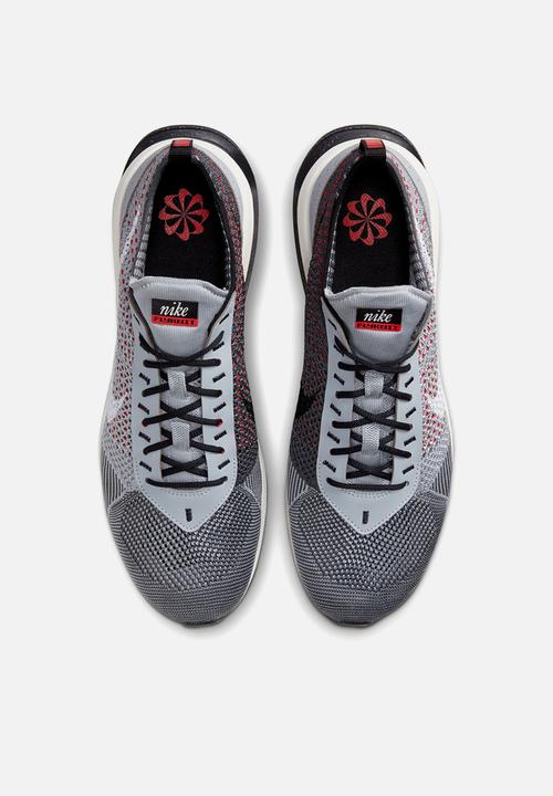 Nike - Air Max Flyknit racer