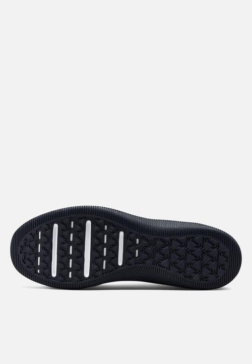 Nike - MC Trainer 2
