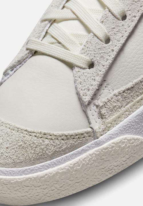 Nike - Blazer '77 pro club