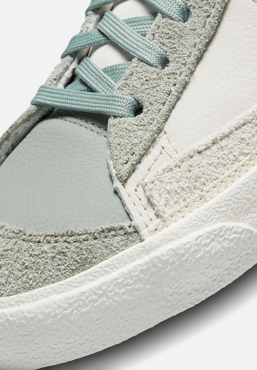 Nike - Blazer '77 pro club