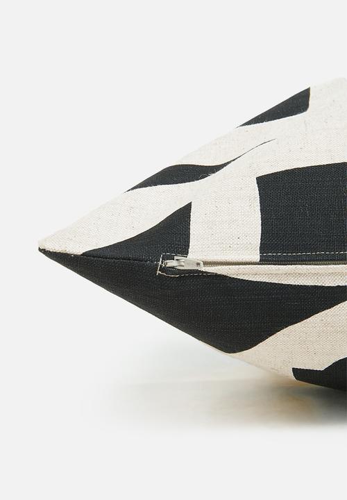 Sixth Floor - Hemming cushion cover - black & natural
