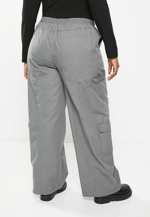 Cotton On - Plus quinn cargo pant - charcoal