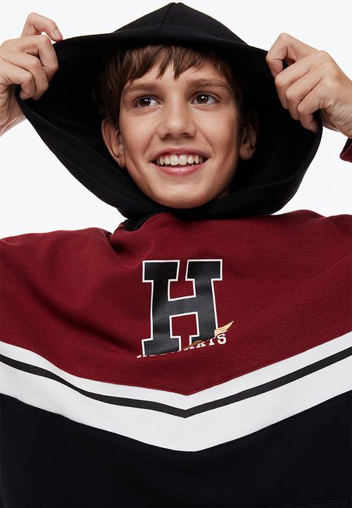 H&M - Oversized printed hoodie - dark red/harry potter