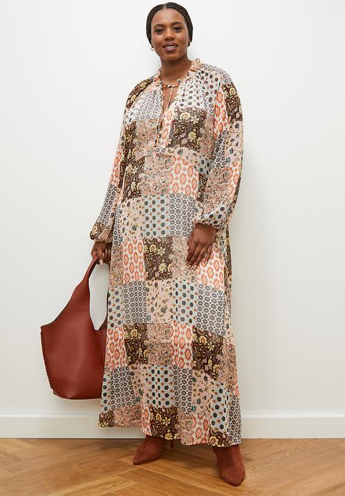 edit Plus - Baby frill raglan tiered maxi dress - patchwork paisley