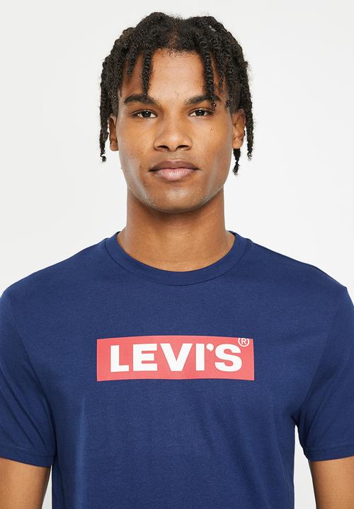 Levi’s® - Rectangle branded grp tee 02 - deep depth