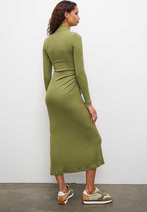Superbalist - Side ruched turtleneck knit midi dress - light olive