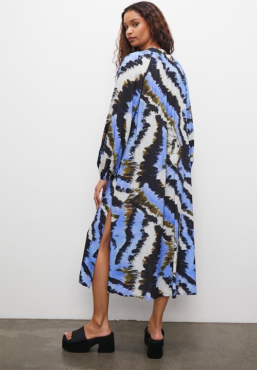 Superbalist - Button through raglan shirt dress - bold abstract