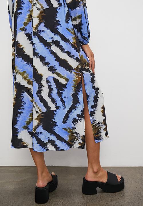 Superbalist - Button through raglan shirt dress - bold abstract