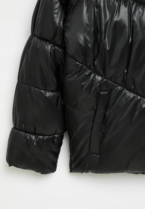 Nike - Nkg chevron cinched puffer - black