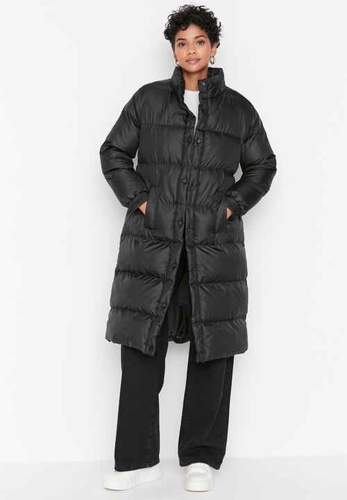 Trendyol - Arched oversized long puffer coat - black