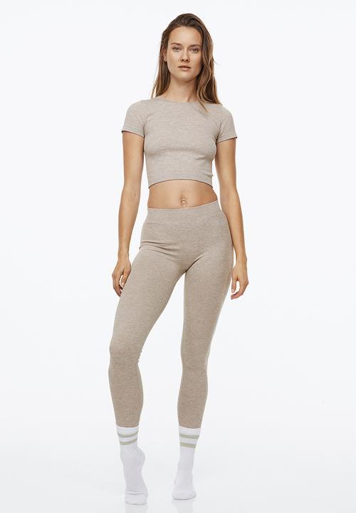 H&M - Thermolite® ribbed t-shirt - beige