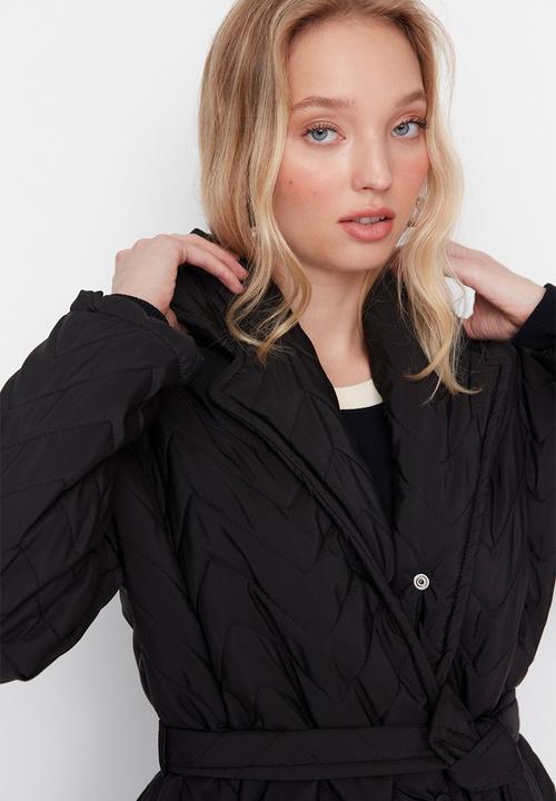 Trendyol - Oversize belted quilted coat - black