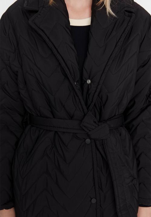 Trendyol - Oversize belted quilted coat - black