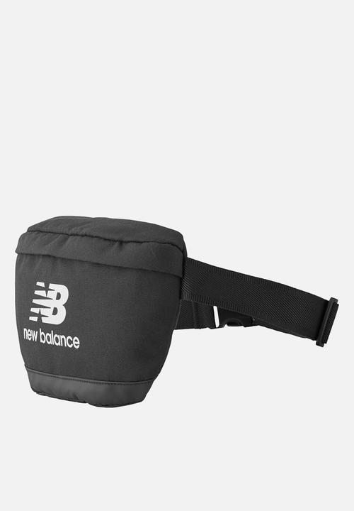 New Balance  - Nb essentials waistpack - black/white