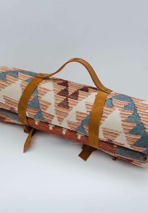 Ecru - Picnic kelim - clay